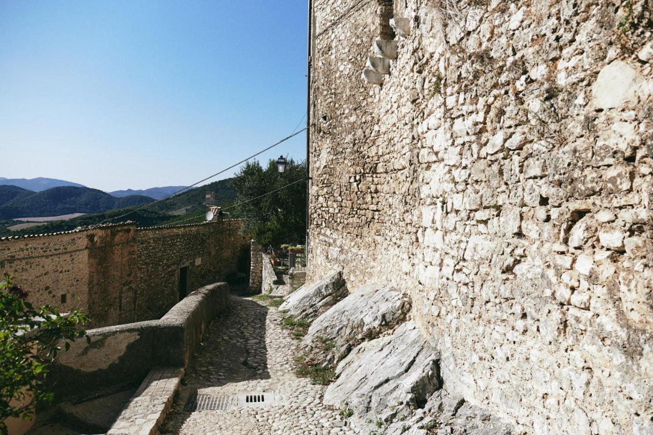 Albergo Diffuso Crispolti Labro المظهر الخارجي الصورة