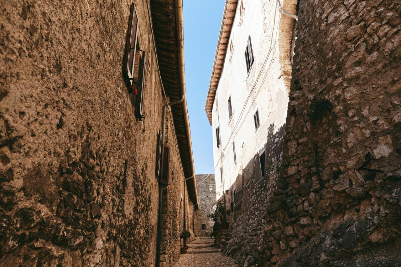 Albergo Diffuso Crispolti Labro المظهر الخارجي الصورة