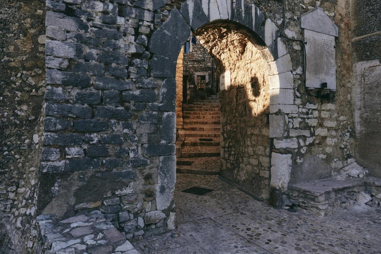 Albergo Diffuso Crispolti Labro المظهر الخارجي الصورة