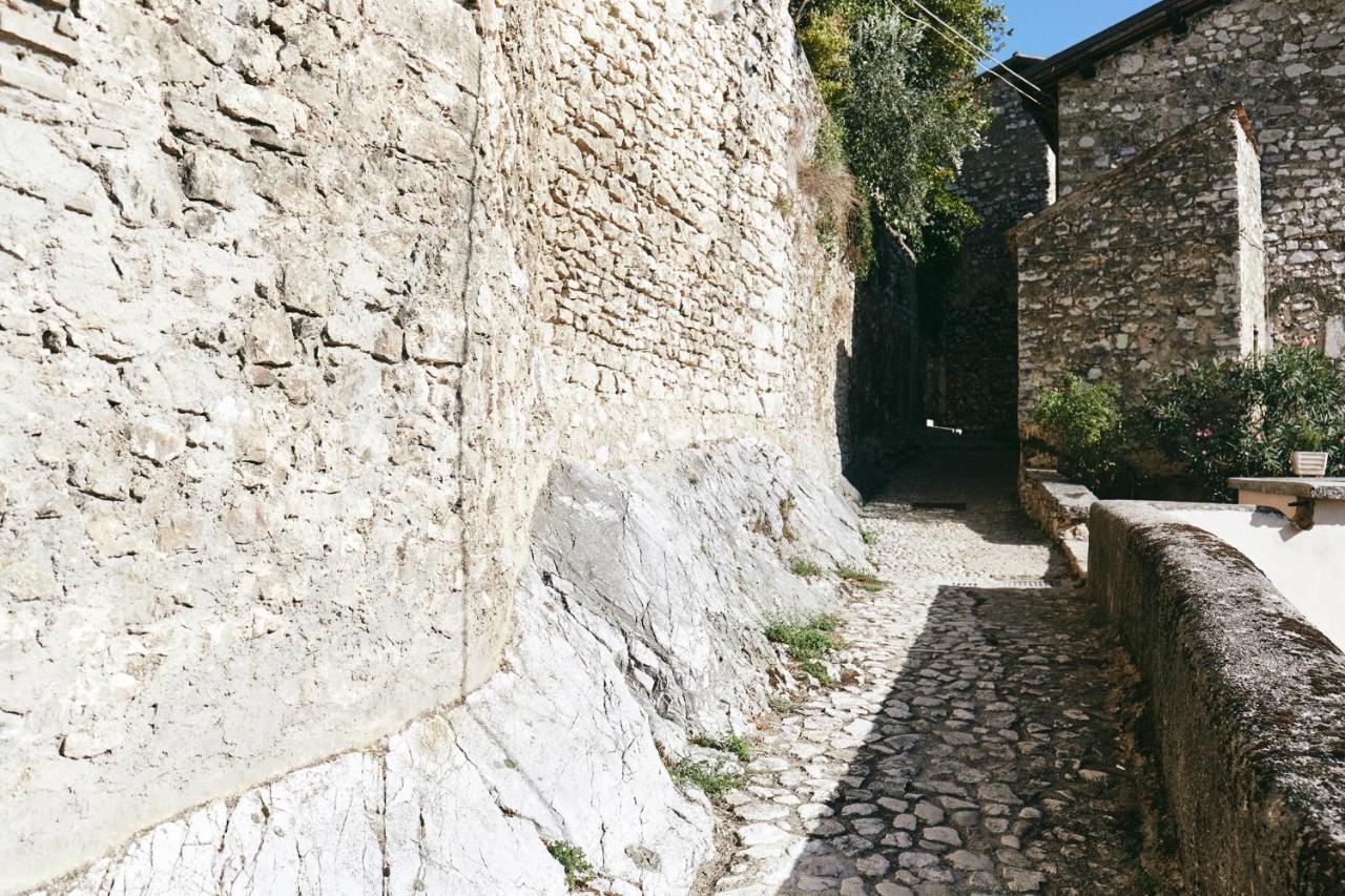 Albergo Diffuso Crispolti Labro المظهر الخارجي الصورة