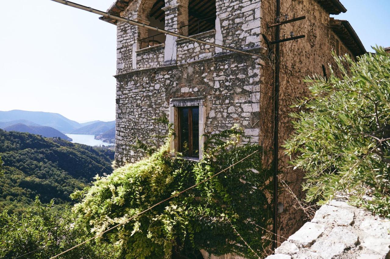 Albergo Diffuso Crispolti Labro المظهر الخارجي الصورة