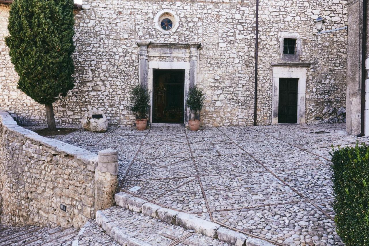 Albergo Diffuso Crispolti Labro المظهر الخارجي الصورة